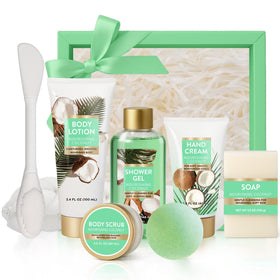 BODY & EARTH Spa Gift Set contents laid out