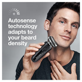 Braun Series 7 7075cc Electric Razor in travel case