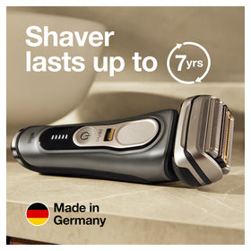 Braun Series 9 Pro 9465cc electric razor showing waterproof feature