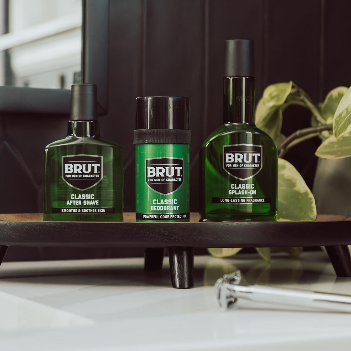 Brut Splash-On Original Fragrance packaging