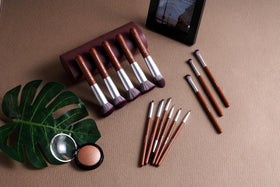 BS-MALL concealer brush for precise application