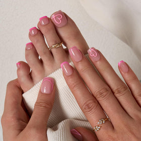BTArtbox Press On Nails A Little Romance packaging and included accessories