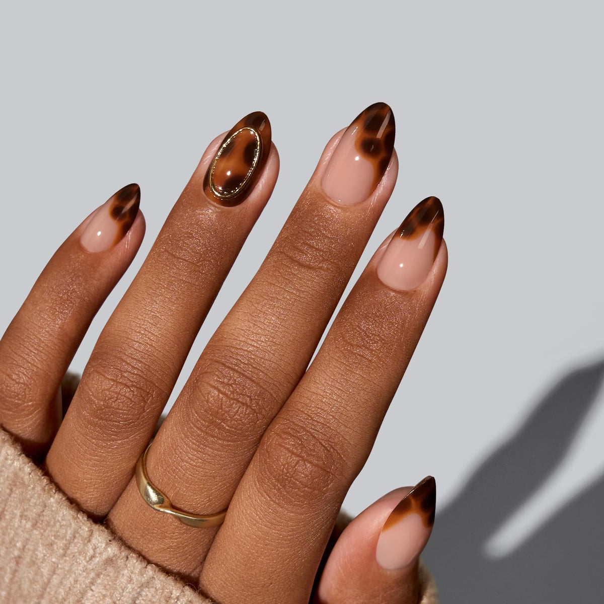 BTArtbox Press On Nails Amber Hoops with included accessories