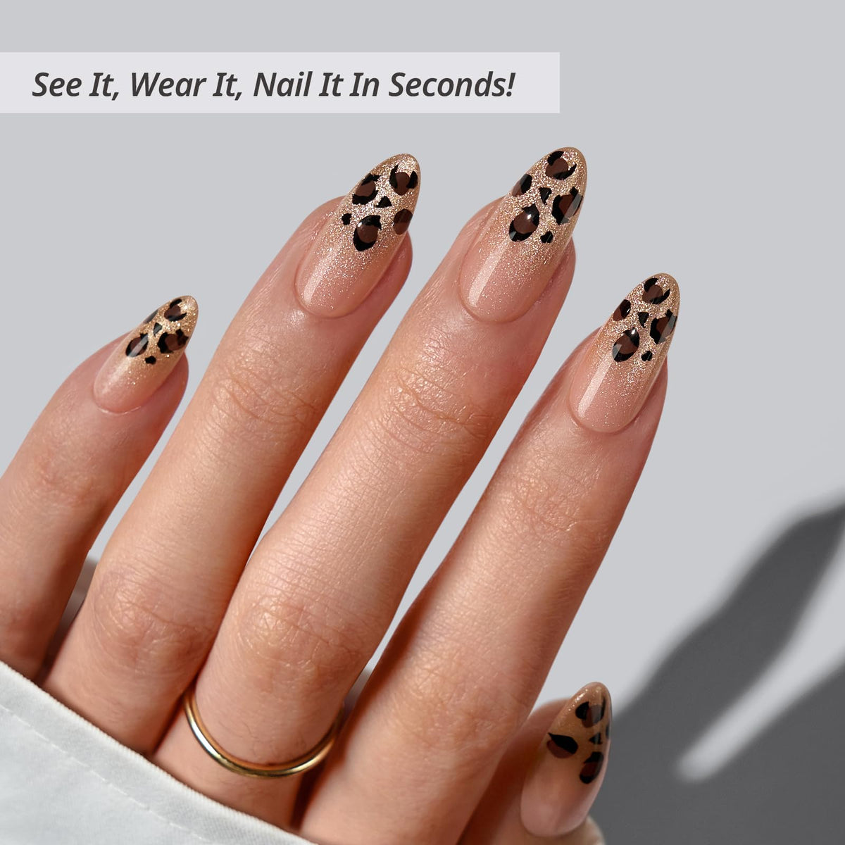 BTArtbox Press On Nails Gilder Roar showing included nail glue and accessories