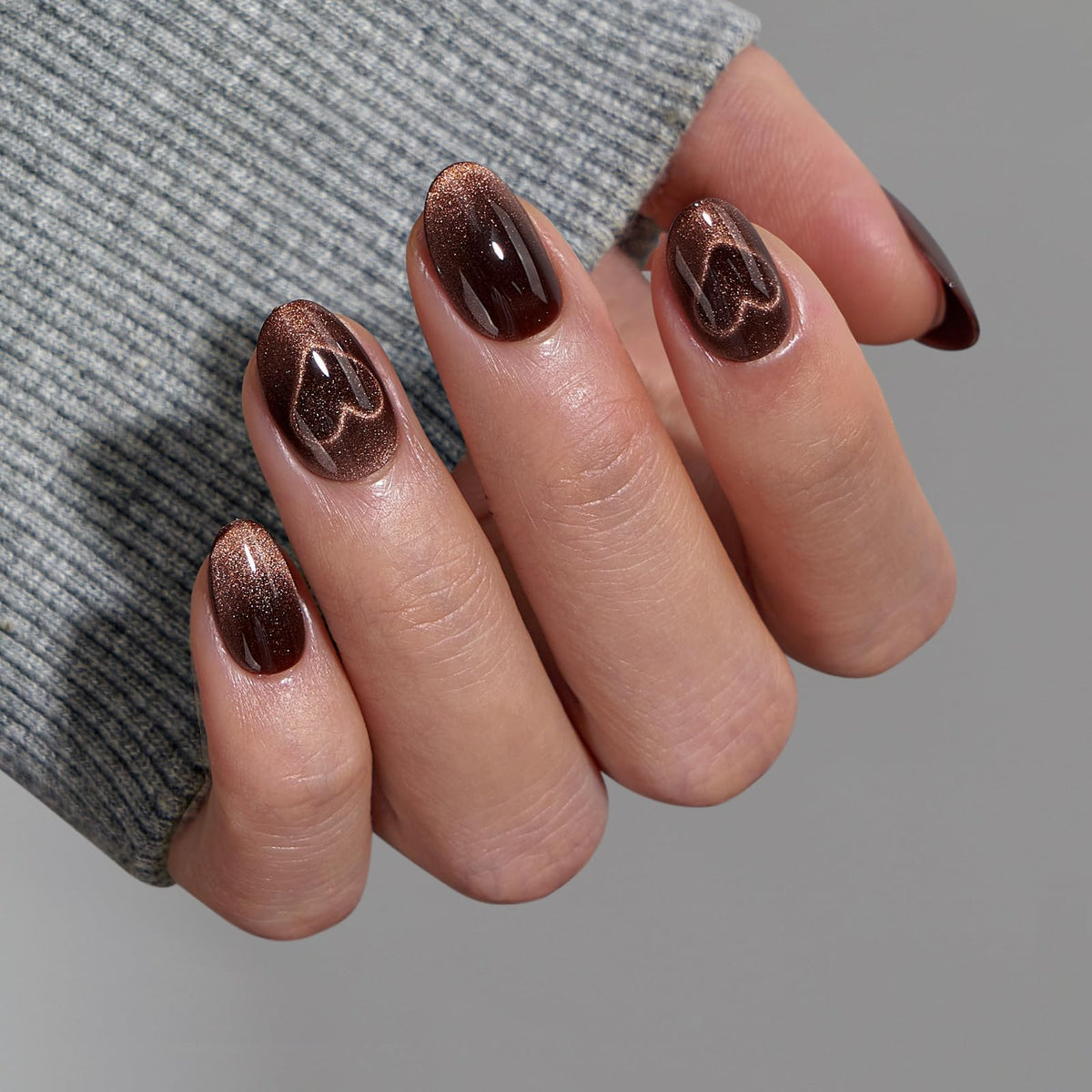 BTArtbox Press On Nails Heart Coffee Art XS Almond close-up of nails