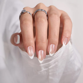 BTArtbox Press On Nails packaging showing all included items