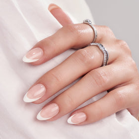 BTArtbox Press On Nails packaging with included accessories