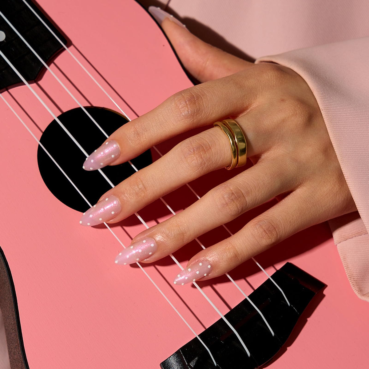 BTArtbox Press On Nails Polka-Dot Dress packaging with included accessories