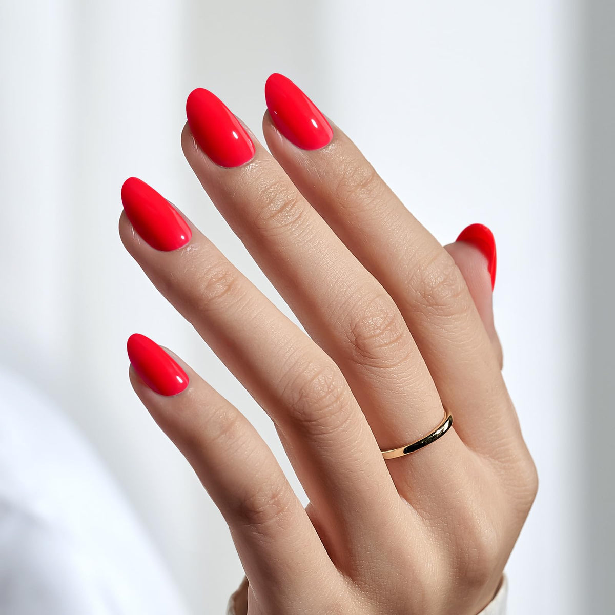 BTArtbox Press On Nails Tomato Tango Short Oval Hot Pink packaging