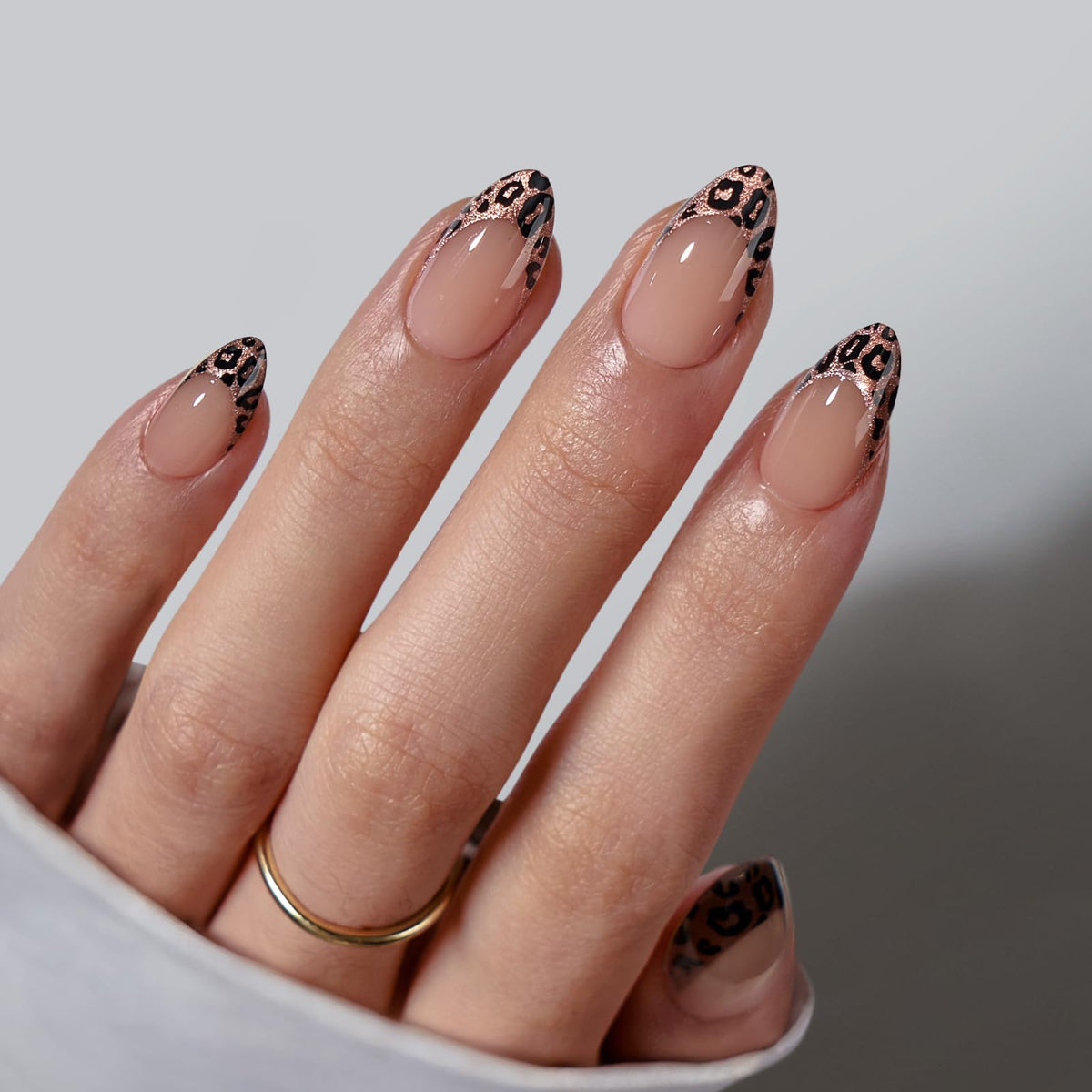BTArtbox Wild Cheetah Press On Nails front view with short almond shape