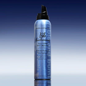 Bumble and bumble. Thickening Full Form Soft Hair Mousse 181g texture close-up