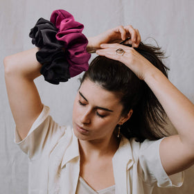 CEELGON Big Real Silk Scrunchies champagne satin front view