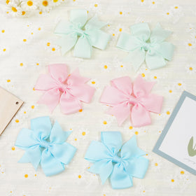 CÉLLOT hair bows arranged by colour
