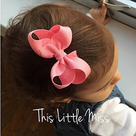CÉLLOT hair bows in use during a dance class