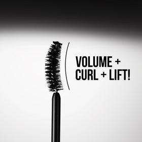 Charlotte Tilbury Exagger-Eyes Volume Mascara in lifestyle setting