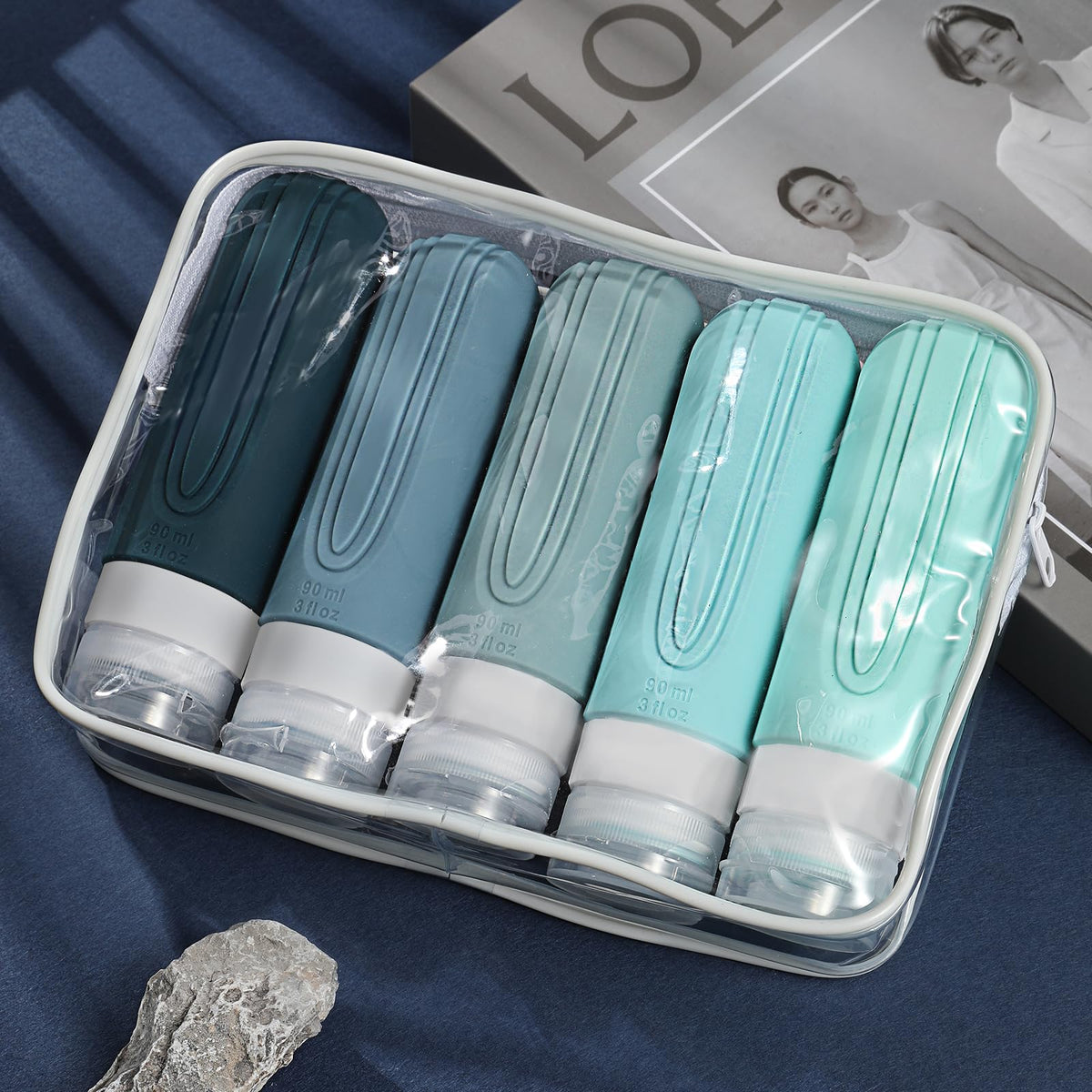 CHEODIN travel bottles showcasing food-grade silicone material