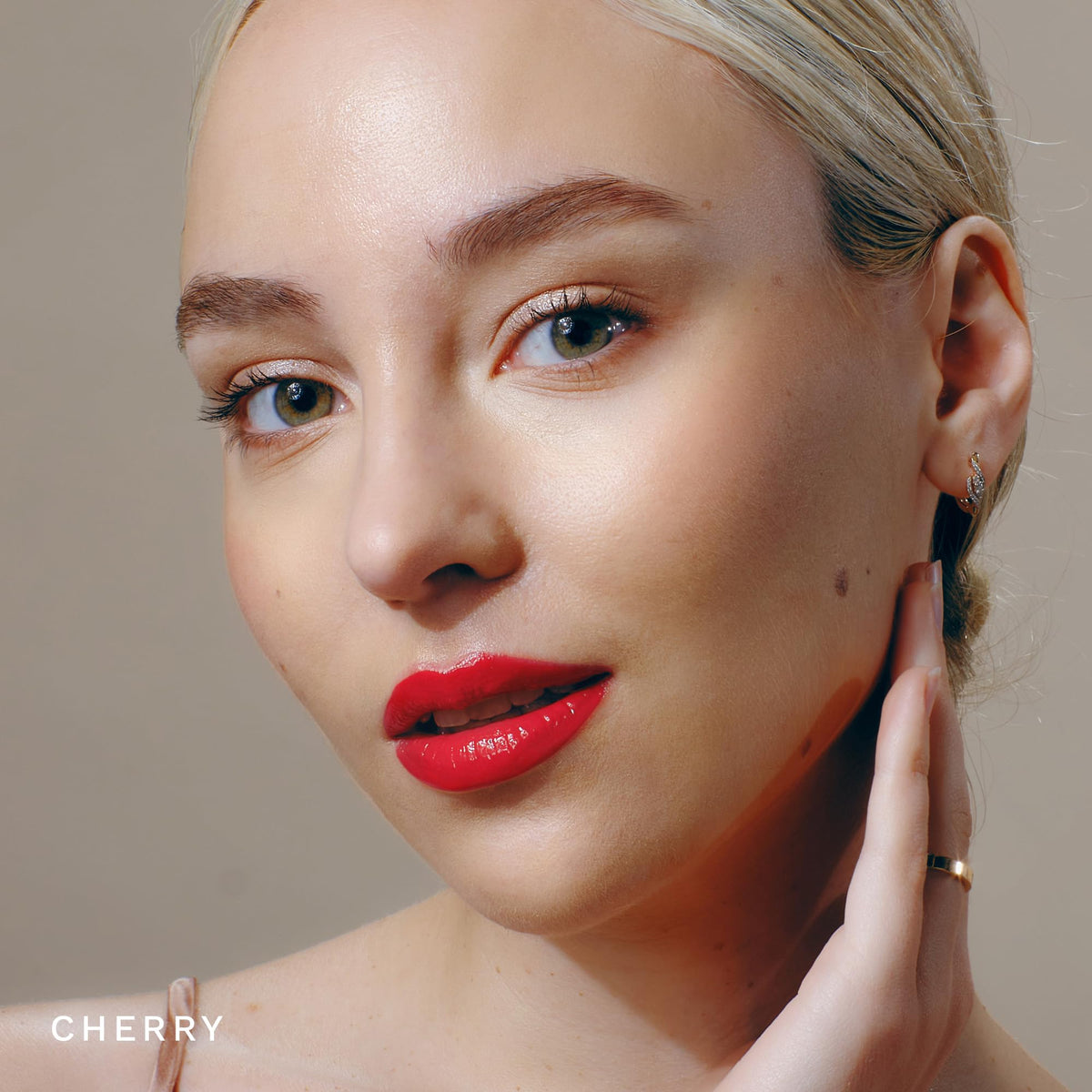 City Beauty City Lips Plumping Lip Gloss Cherry swatch on skin