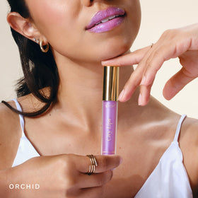 City Beauty City Lips Plumping Lip Gloss Orchid with other beauty products