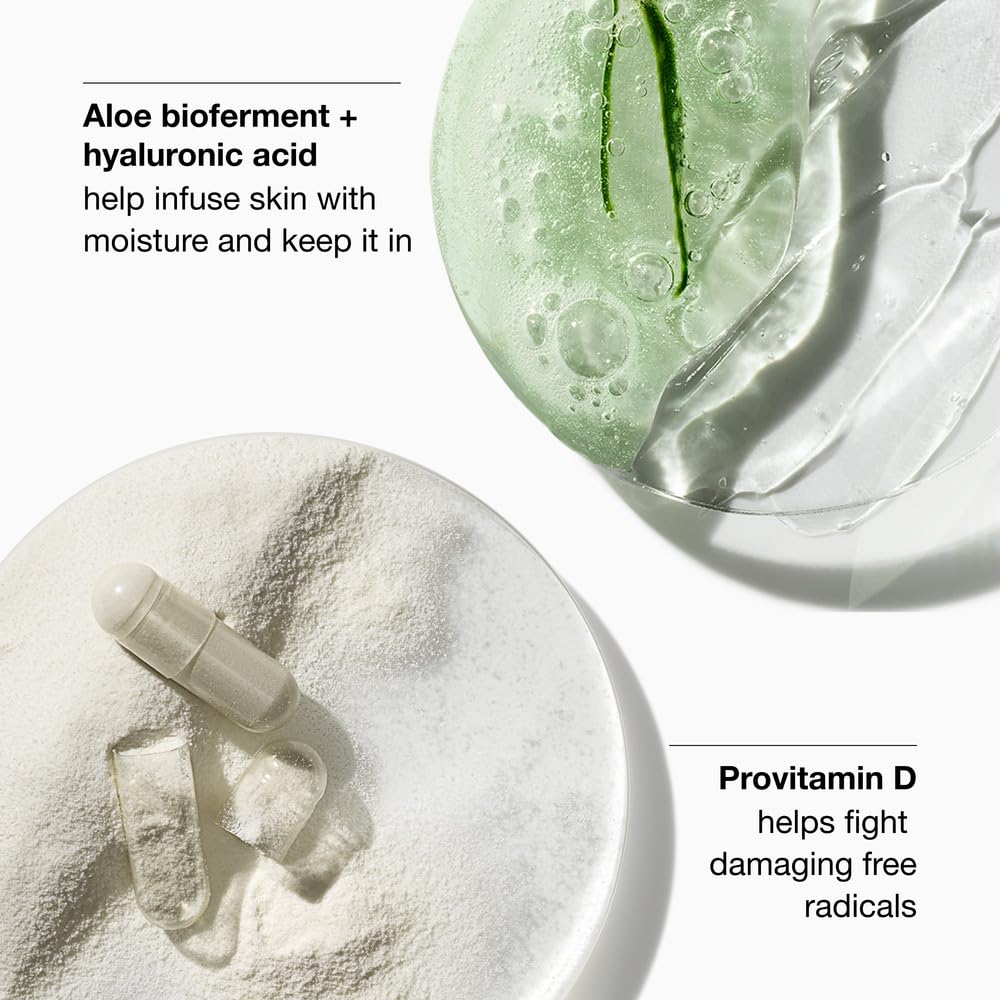 Clinique Moisture Surge Face Moisturizer SPF 28 texture close-up