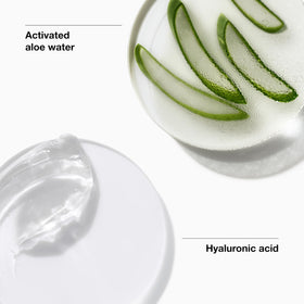 Clinique Moisture Surge Sheertint Hydrator application on skin