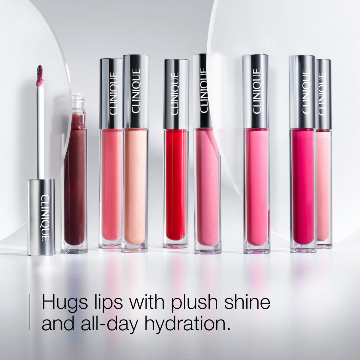Clinique Pop Plush Creamy Lip Gloss Chiffon Pop applicator close-up