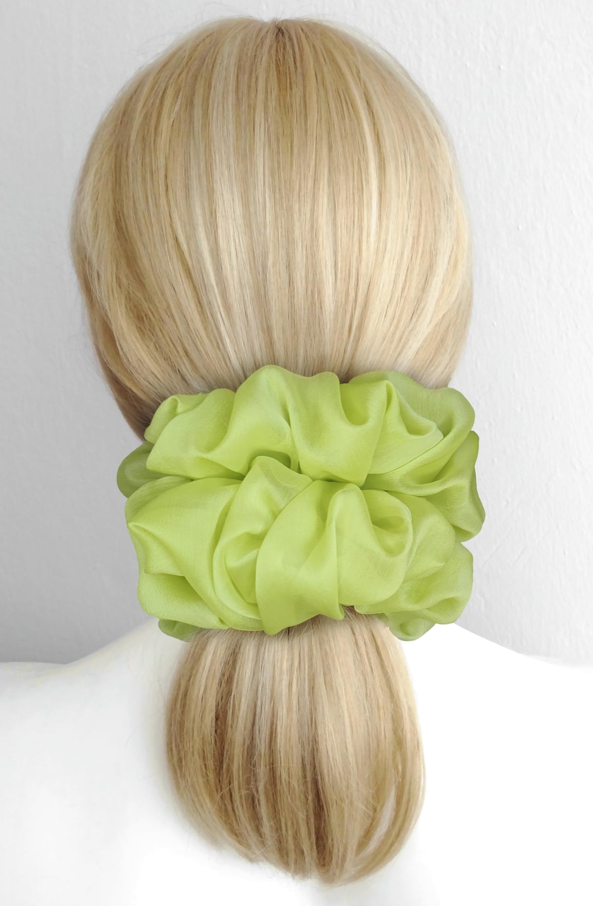 Close-up of AnnushkaHomeDecor Big Hair Scrunchies showing texture