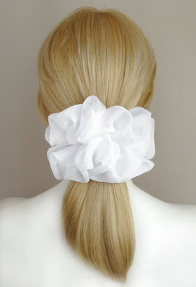 Close-up of AnnushkaHomeDecor Bright White Chiffon Scrunchie showing texture