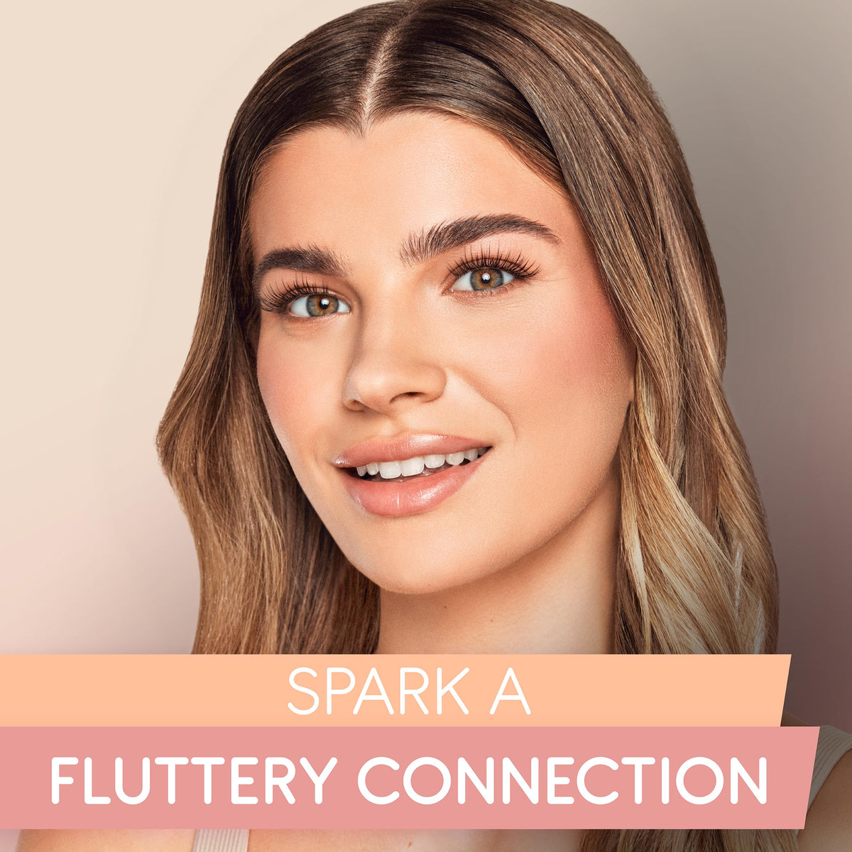 Close-up of Ardell Naked Clusters 421 lash clusters