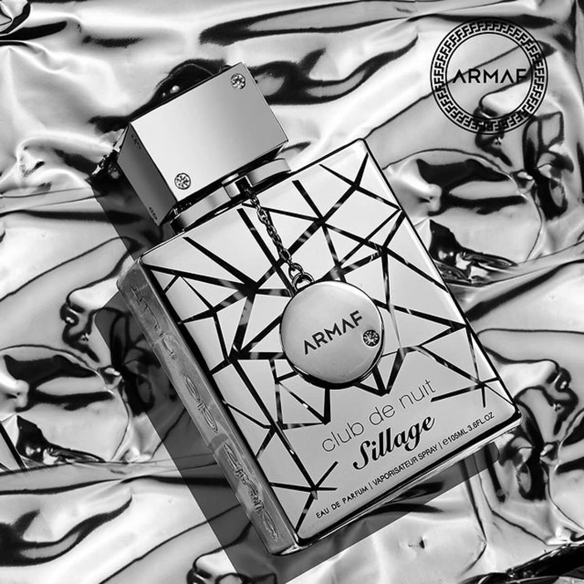 Close-up of Armaf Club De Nuit Sillage Eau de Parfum label