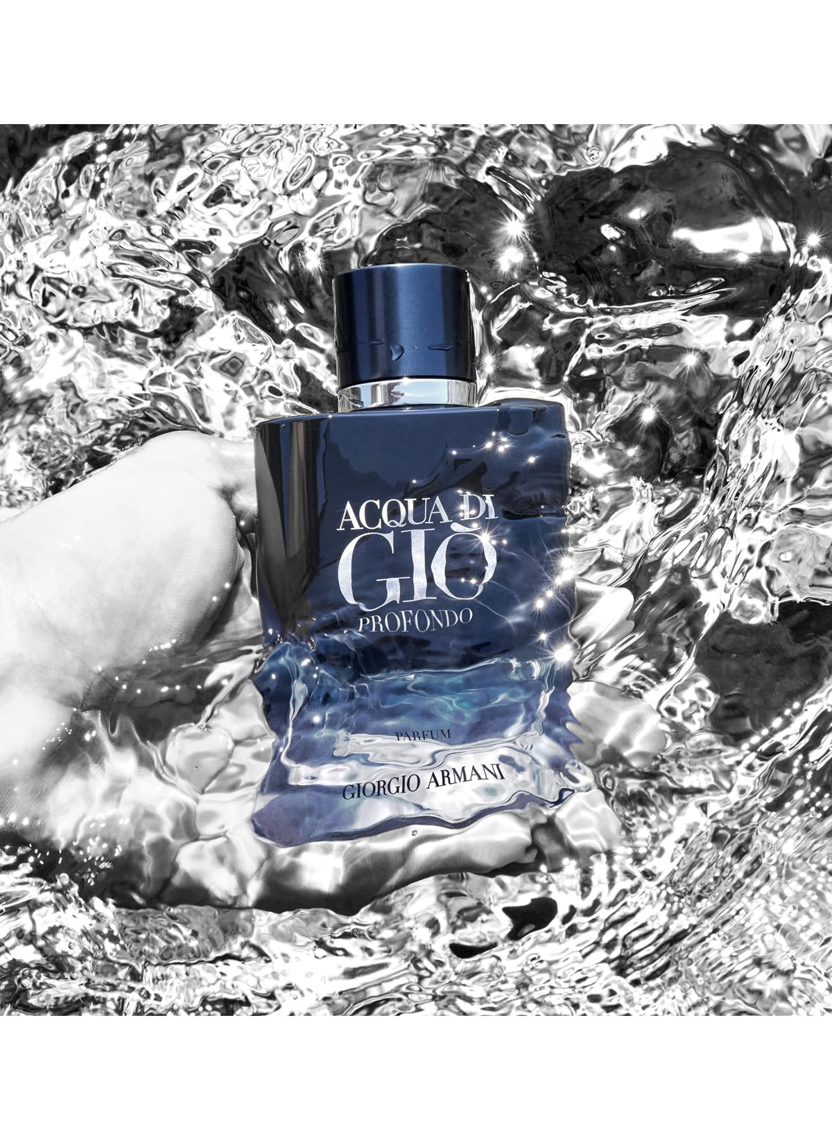 Close-up of Armani Beauty Acqua di Giò Profondo Parfum cap