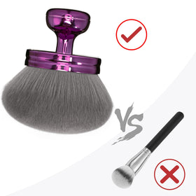 Close-up of BABYSHEEP Extra Large Kabuki Brush bristles