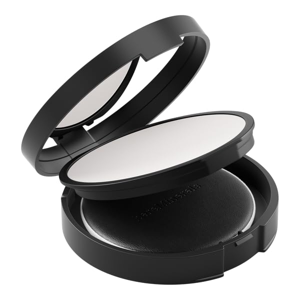 close-up of bareMinerals Mineral Veil powder texture