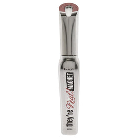 Close-up of Benefit Theyre Real Magnet Mascara brush