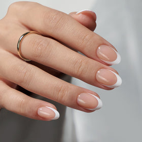 Close-up of BTARTBOXNAILS XCOATTIPS soft gel material
