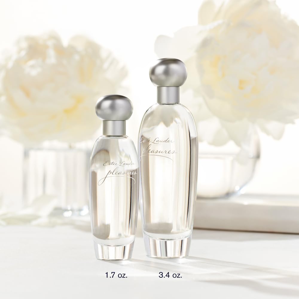 Close-up of Estée Lauder Pleasures Eau de Parfum sprayer