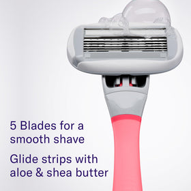 Close-up of Flamingo razor handle with ergonomic design