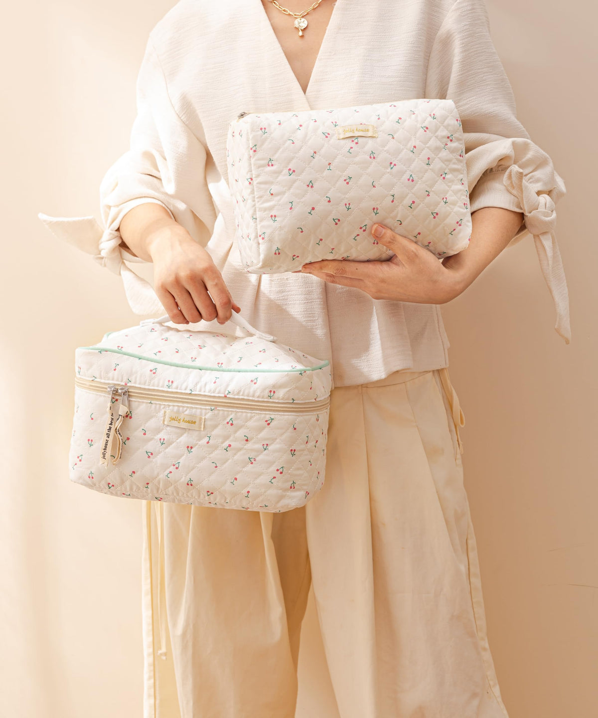Close-up of floral pattern on HBselect makeup bag