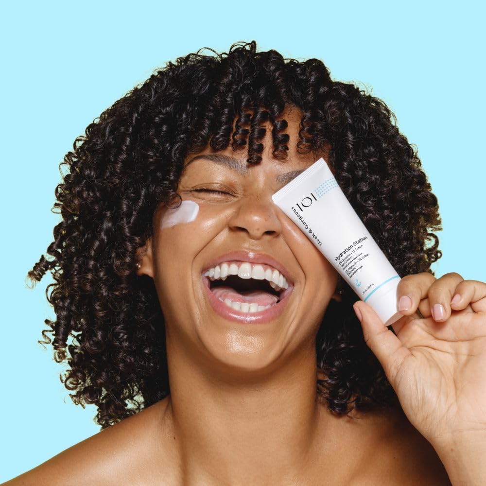Close-up of Geek & Gorgeous Hydration Station Gel Cream ingredients