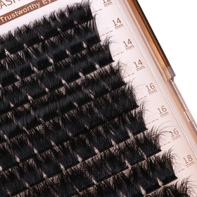Close-up of Geeneiya lash bond and seal included in the kit