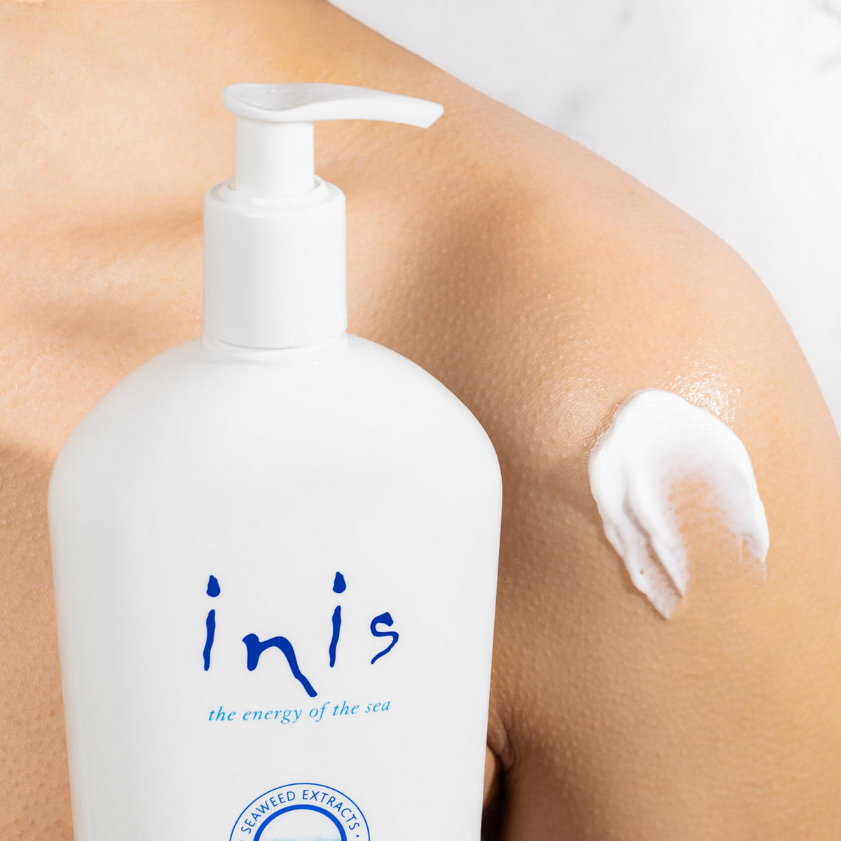 Close-up of Inis Revitalizing Body Lotion texture