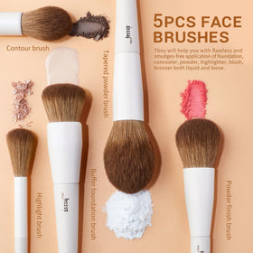 Close-up of Jessup foundation brush from 14Pcs set