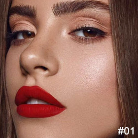Close-up of Kaely lip liner pencil in vibrant colour