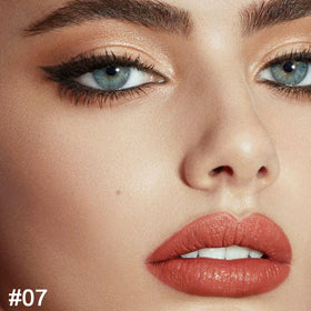 Close-up of Kaely lip liner pencil tip