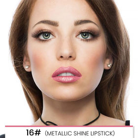 Close-up of Kaely lip liner pencil tip in light pink