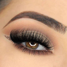 Close-up of Kiromiro Mink Lashes showing the 3D volume