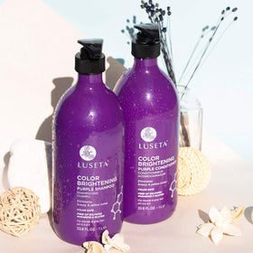 Close-up of L LUSETA shampoo texture on hand