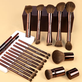 Close-up of MAANGE makeup brushes with soft bristles