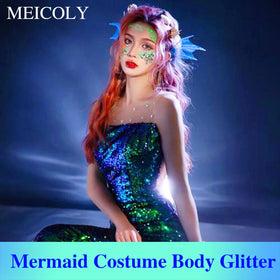 Close-up of MEICOLY Chameleon Green Glitter in tube