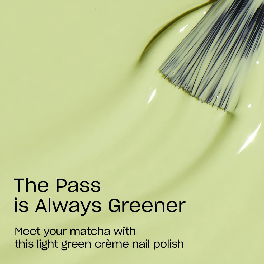 Close-up of OPI Nail Lacquer The Pass is Always Greener brush