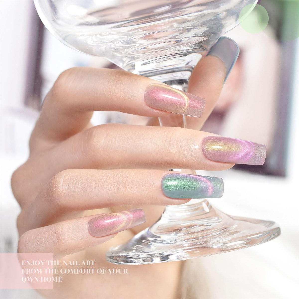 Close-up of RARJSM Green Cat Eye Gel Nail Polish